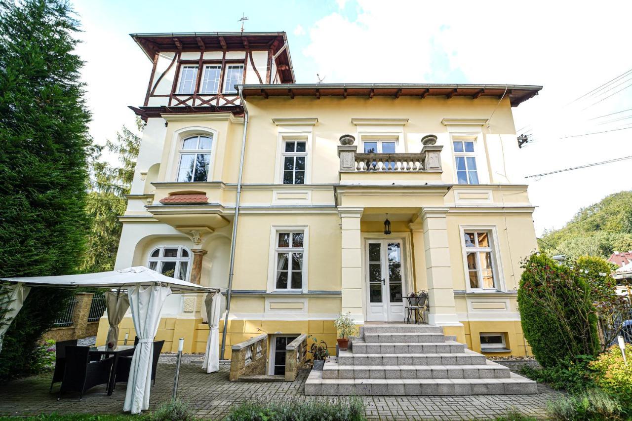 Spa Apartments Theresia Dubí Dış mekan fotoğraf