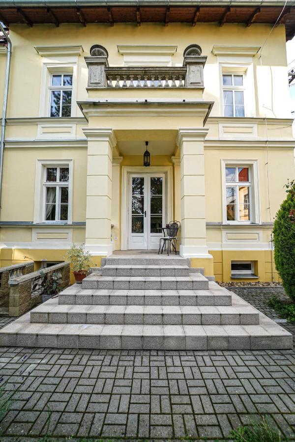 Spa Apartments Theresia Dubí Dış mekan fotoğraf